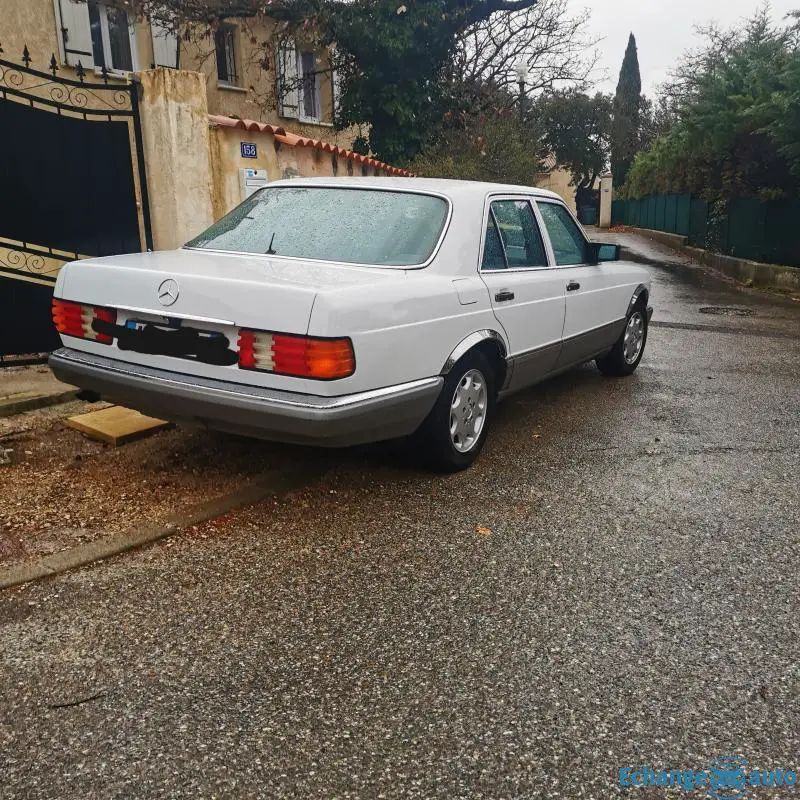 Mercedes W126 300 SE