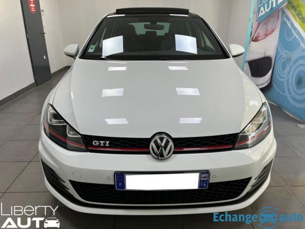 VOLKSWAGEN GOLF 2.0 TSI 220 GTI / TOIT OUVRANT