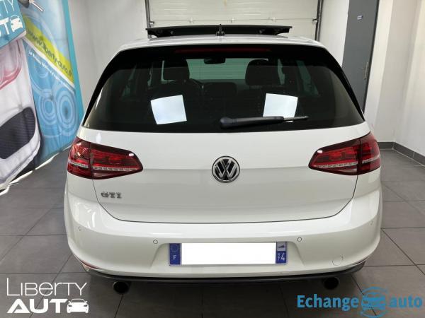 VOLKSWAGEN GOLF 2.0 TSI 220 GTI / TOIT OUVRANT