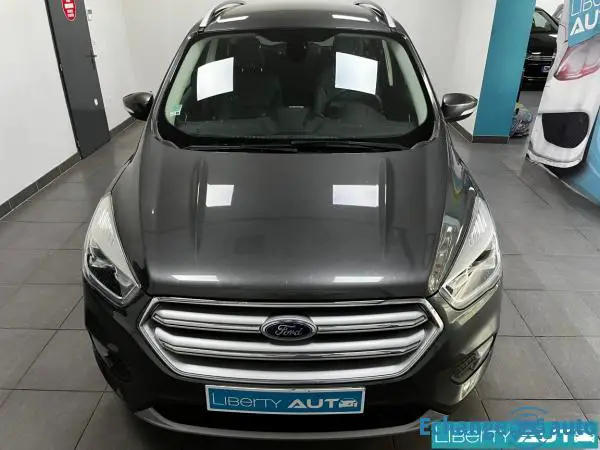 FORD KUGA 2.0 TDCi 120 SetS 4x2 BVM6 Titanium / Cuir / Gps