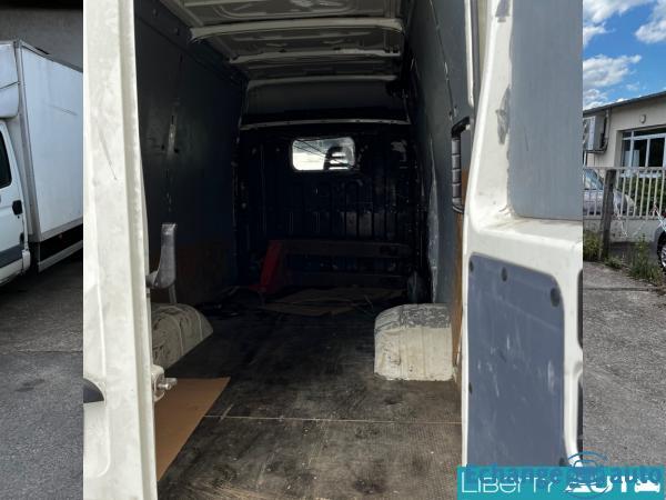 IVECO DAILY FOURGON 35 C 15 3.0D 146 16V Turbo BVM6