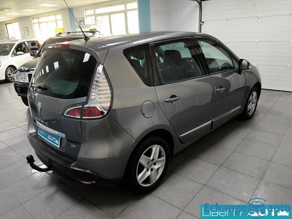 RENAULT SCENIC III Scenic dCi 110 Energy eco2 /GPS/Attelage