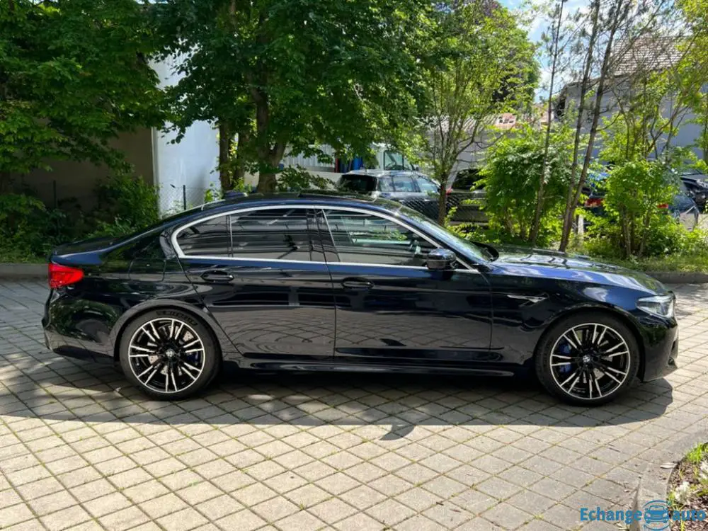 BMW M5 Limousine