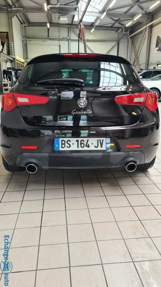 Giulietta Quadrifoglio verde 2011