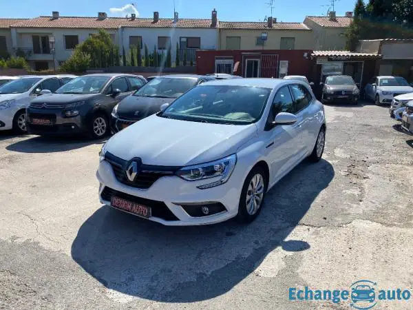 RENAULT MEGANE IV BLUE DCI 95ch Zen