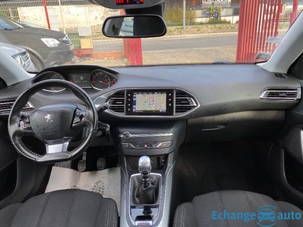 PEUGEOT 308 1.6 e-HDi 115ch Allure