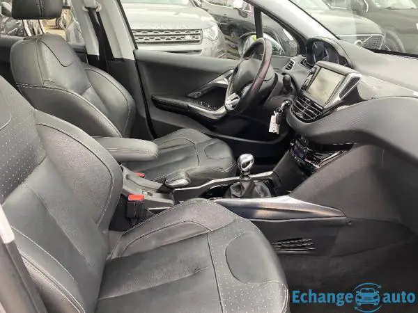 PEUGEOT 2008 1.6 e-HDi 115ch Féline Titane