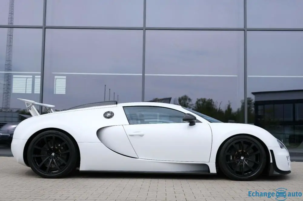 Bugatti Veyron 16.4 Super Sport