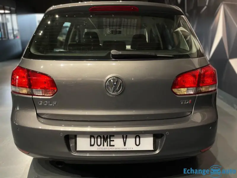 VOLKSWAGEN GOLF VI