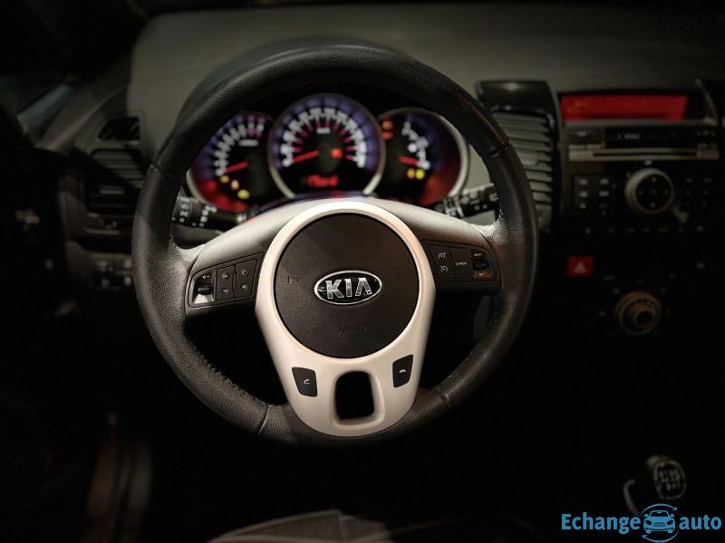 KIA VENGA