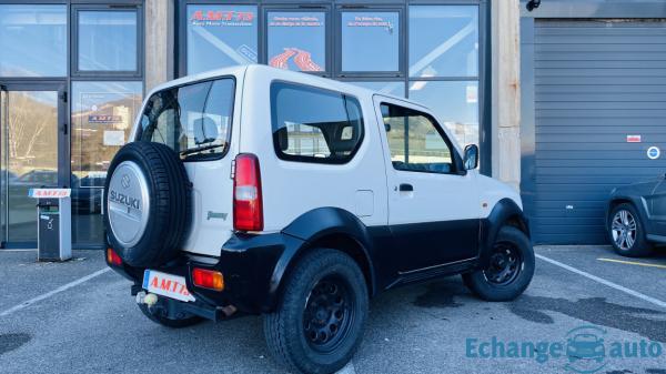 SUZUKI JIMNY 1.3i JLX