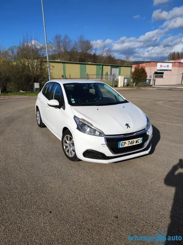 Peugeot 208 HDi 75 active