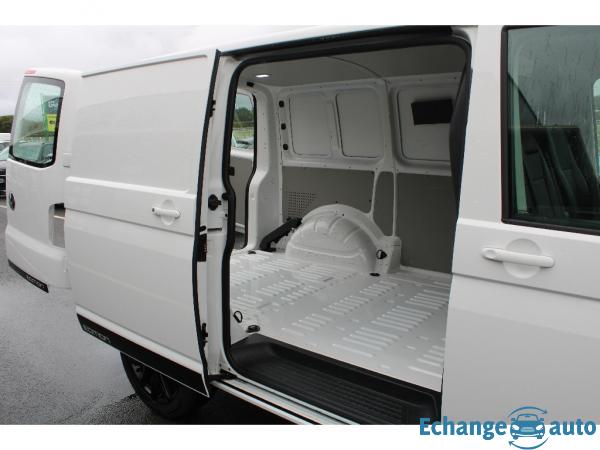 VOLKSWAGEN TRANSPORTER L1H1 2.0 TDI 150 DSG7 EDITION 30