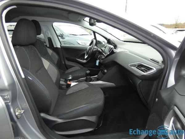 PEUGEOT 2008 1.2 PureTech 82ch BVM5 Style