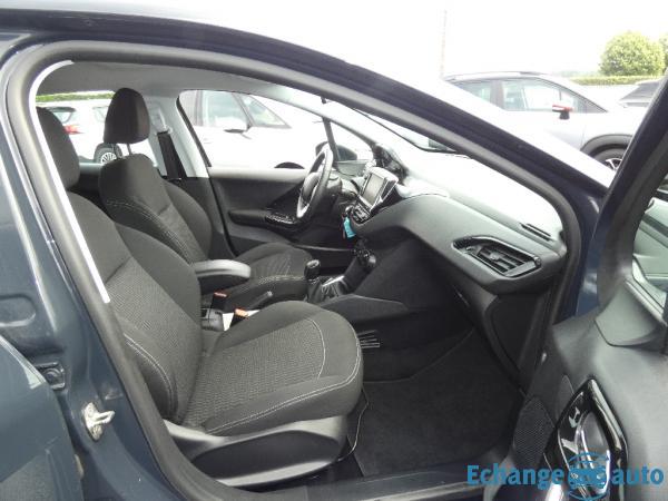 PEUGEOT 208 1.6 BlueHDi 75ch SetS BVM5 Active Business