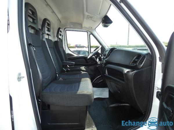 IVECO DAILY 35 C 14S V12 H2 QUAD-LEAF ROUES JUMELEES