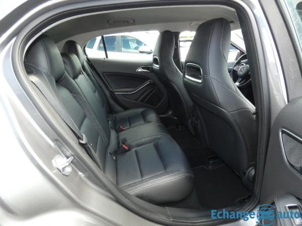 MERCEDES GLA 200 7-G DCT Sensation