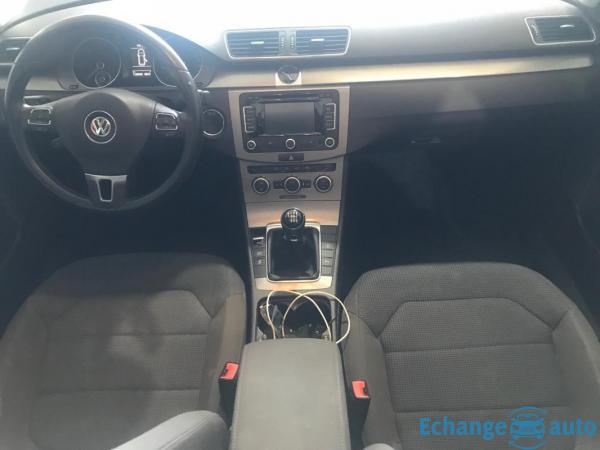 Volkswagen Passat SW 1.6L TDI 105 CONFORTLINE + OPTIONS