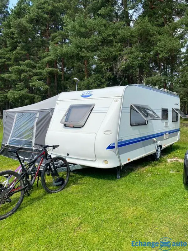 Caravane Hobby KMFE 560