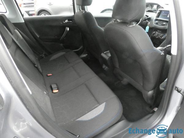 PEUGEOT 2008 1.2 PureTech 110ch SetS STYLE