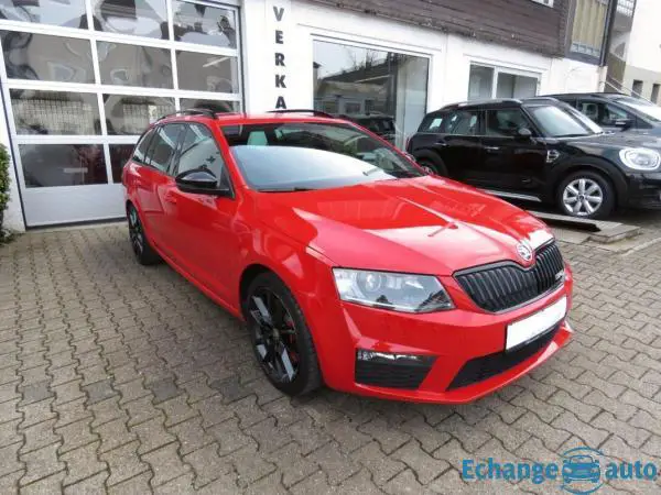 SKODA OCTAVIA COMBI Octavia Combi 2.0 TSI 220 ch DSG6 RS