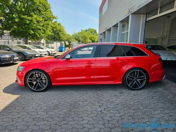 AUDI RS6 AVANT RS6 Avant V8 4.0 TFSI 560 Quattro Tiptronic 8