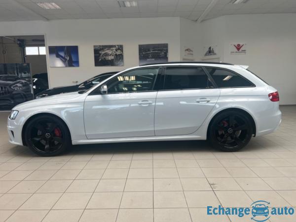 AUDI RS4 AVANT RS4 Avant V8 4.2 FSI 450 Quattro 