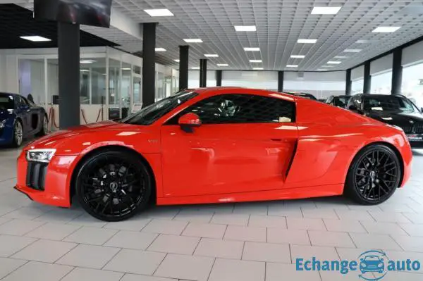 AUDI R8 R8 V10 5.2 FSI 540 S tronic 7 Quattro 