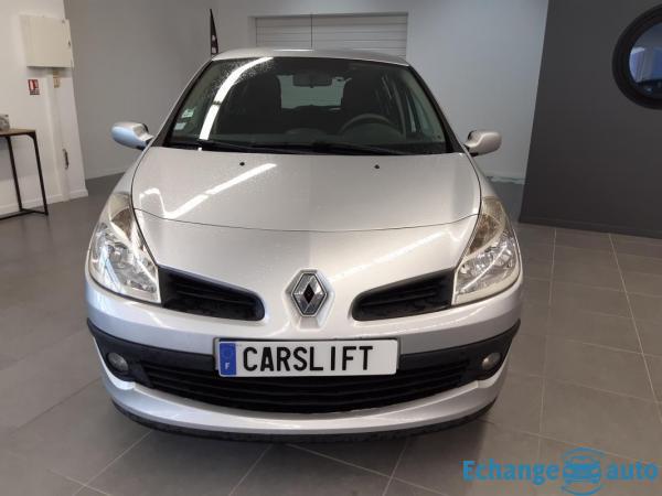 Renault Clio III 5P DYNAMIQUE 1.5 DCI 70 CV