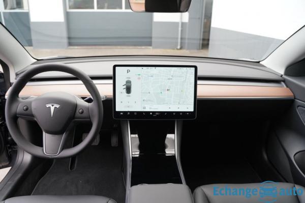 TESLA MODEL 3 MODEL 3 Standard Range Plus RWD 