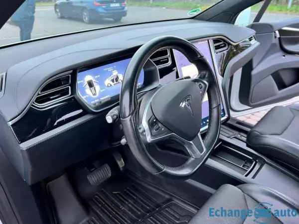 TESLA MODEL X MODEL X 75 kWh All-Wheel Drive 