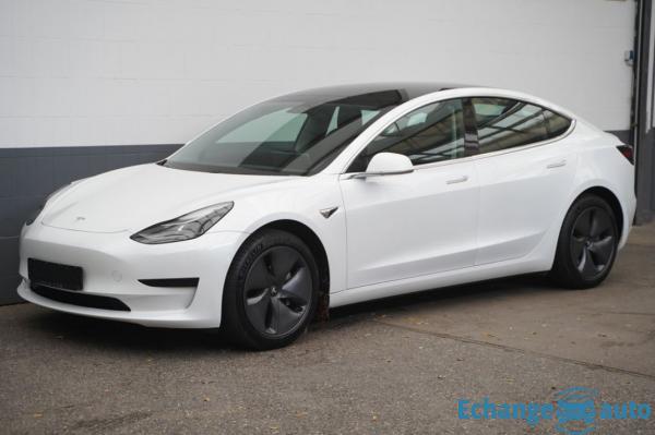 TESLA MODEL 3 MODEL 3 Standard Range Plus RWD 