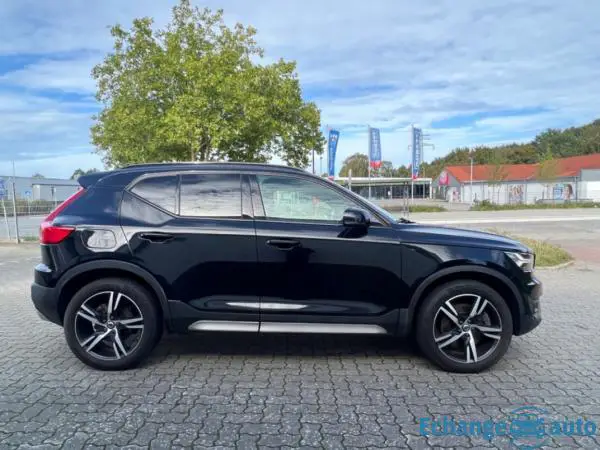 VOLVO XC40 XC40 T4 Recharge  R-Design