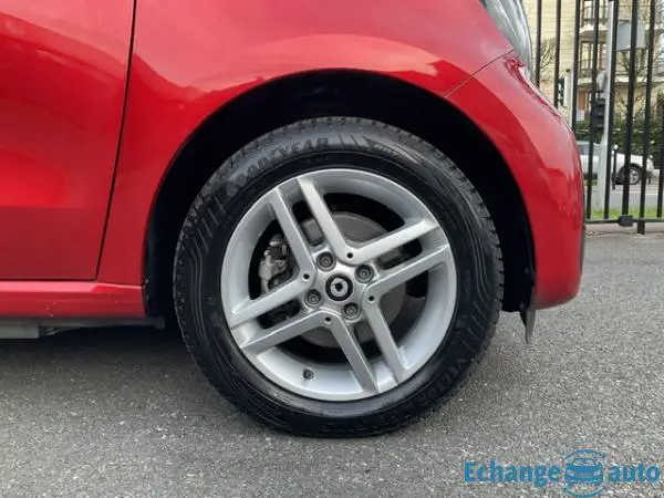 SMART FORFOUR EQ  82 ch Pure