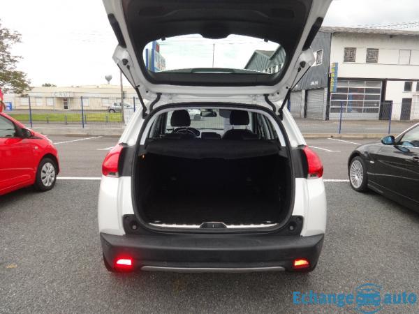 PEUGEOT 2008 1.6 HDI 120 Allure