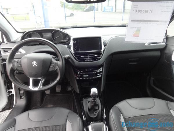 PEUGEOT 2008 1.6 HDI 120 Allure