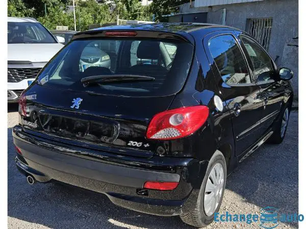 PEUGEOT 206+ 1.4e 75ch Génération