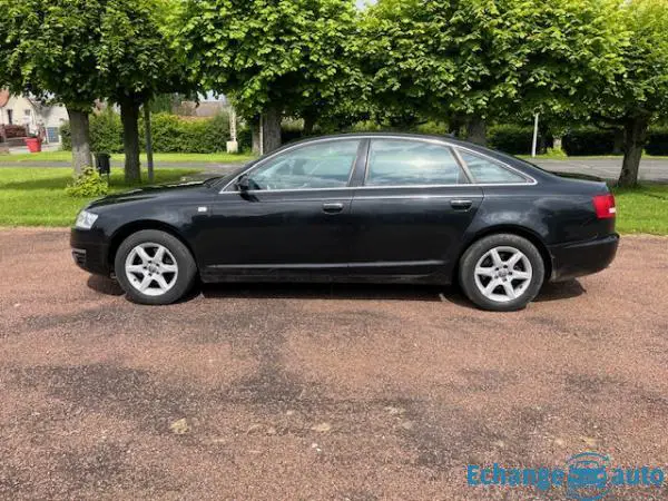 AUDI A6 2.0 TDi 140 Ambiente Plus