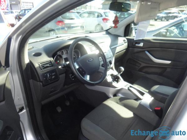 FORD KUGA 2.0 TDCi 140 Titanium