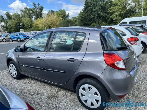 RENAULT CLIO III 1.5 DCI 90 Expression Clim