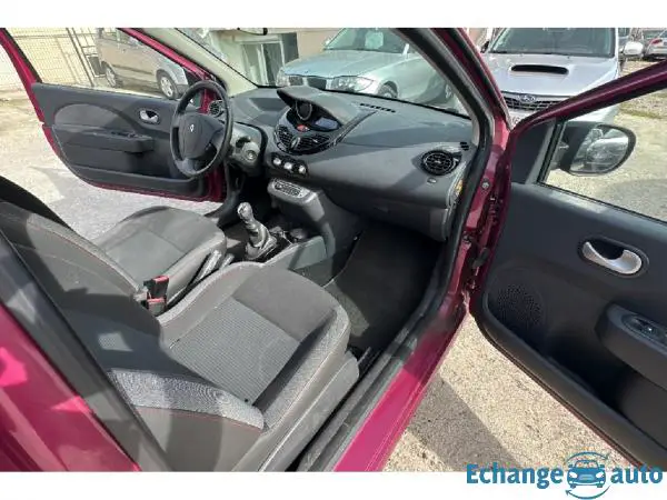 RENAULT TWINGO II 1.2 DYNAMIQUE 75CV