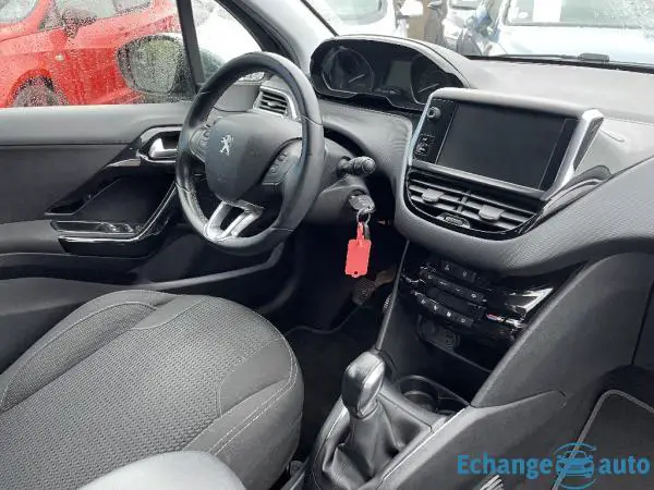 PEUGEOT 208 1.6 BlueHDi 100ch BVM5 Allure