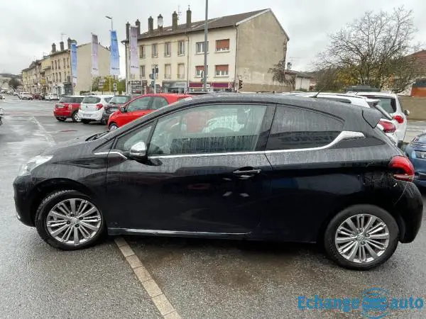 PEUGEOT 208 1.6 BlueHDi 100ch BVM5 Allure