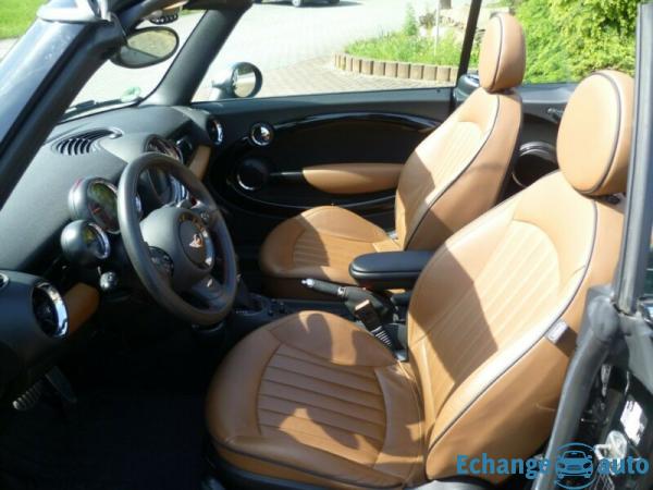 Mini John Cooper Works cabriolet