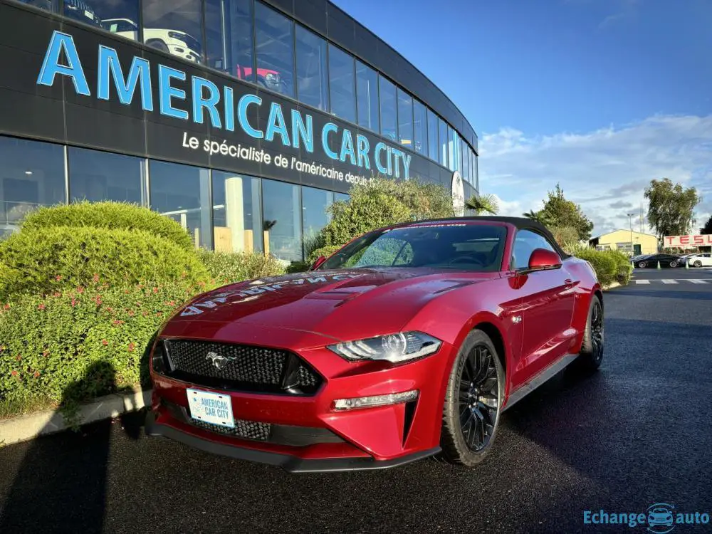 FORD MUSTANG