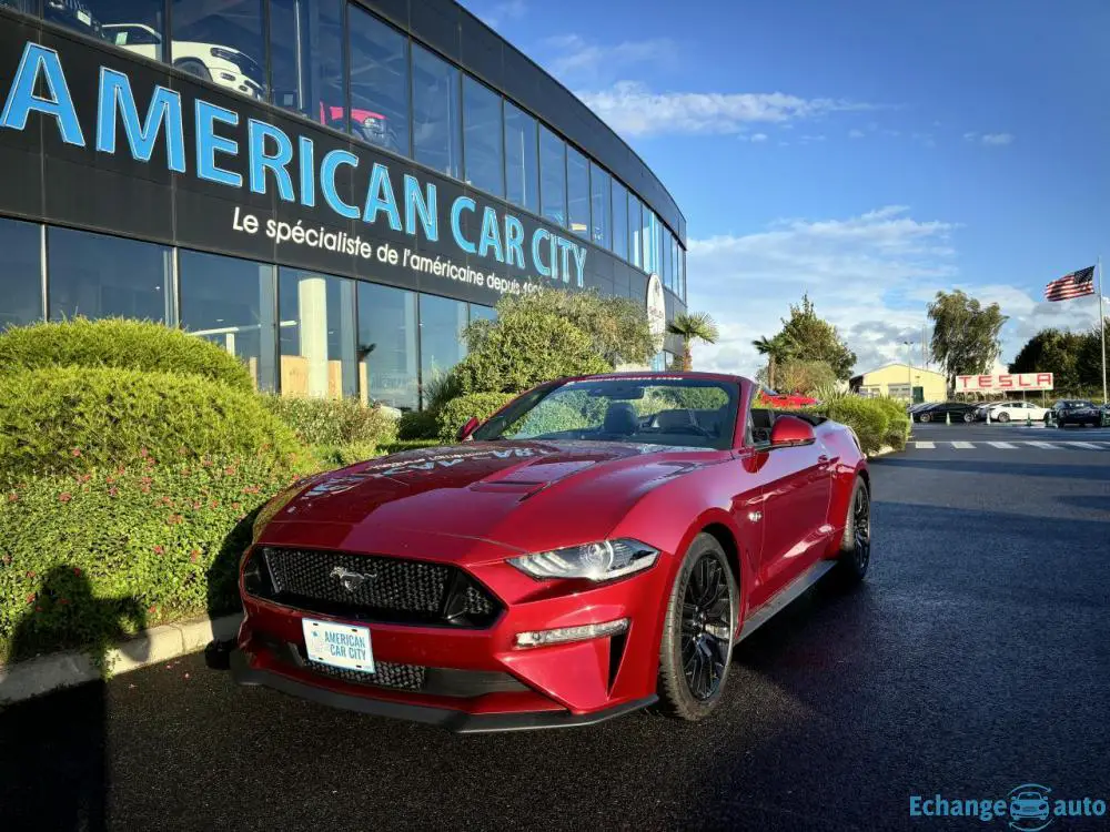 FORD MUSTANG