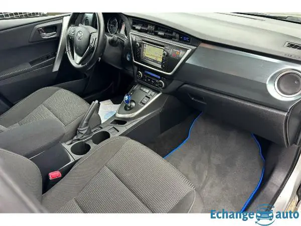 TOYOTA AURIS Hybride 136h LOUNGE