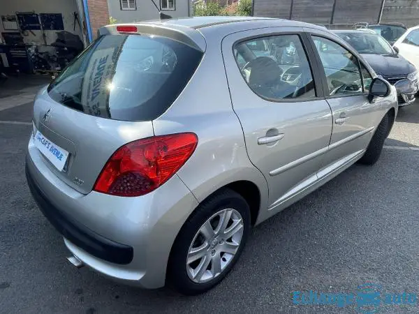 PEUGEOT 207  1.6 VTi 16V 120ch Premium Pack A