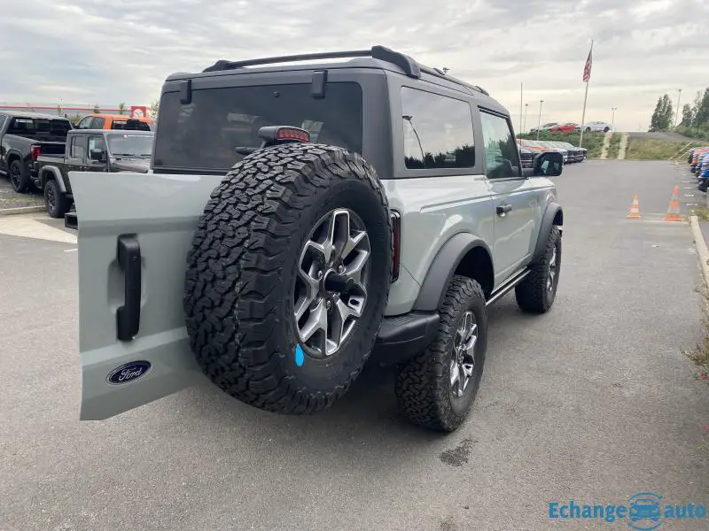 FORD BRONCO