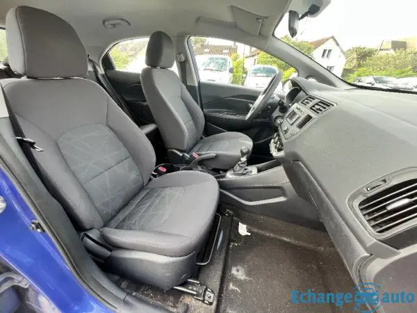 KIA RIO 1.2i 85ch